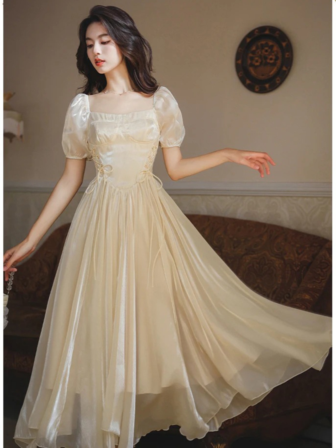 【0069】Party Chic Ballet Short Sleeve Dress