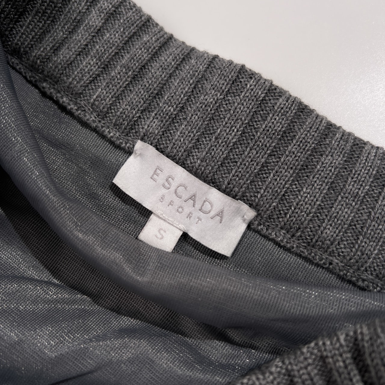 ESCADA SPORT エスカーダ プリーツ ニット スカート サイズ S /グレー/レディース/エスカーダジャパン