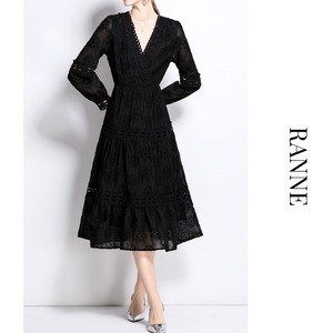 Noir Tiered Lace Dress　a0041