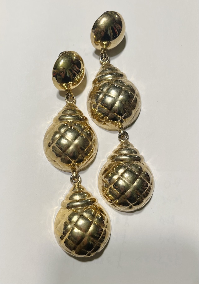 Vintage Super big gold earrings ( ヴィンテージ  スーパー ビッグ ゴールド イヤリング )