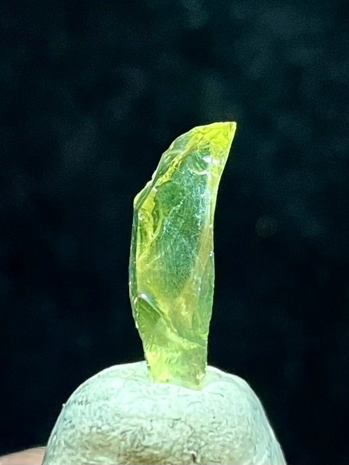 8) 可能性を最大限に引き出す!マウントシャスタ「アンダラ」原石(ミニ)