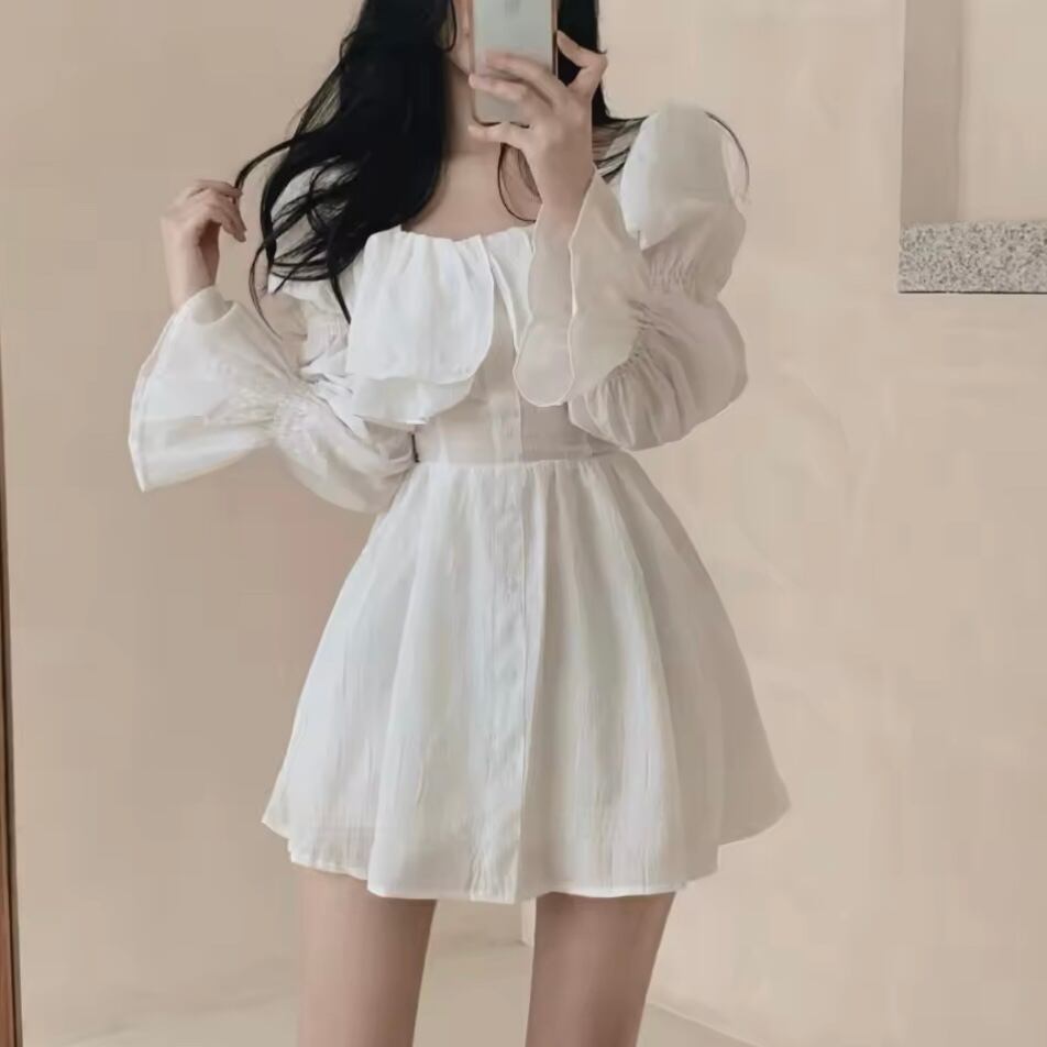 ラッフルシャーリングパフスリーブミニワンピース