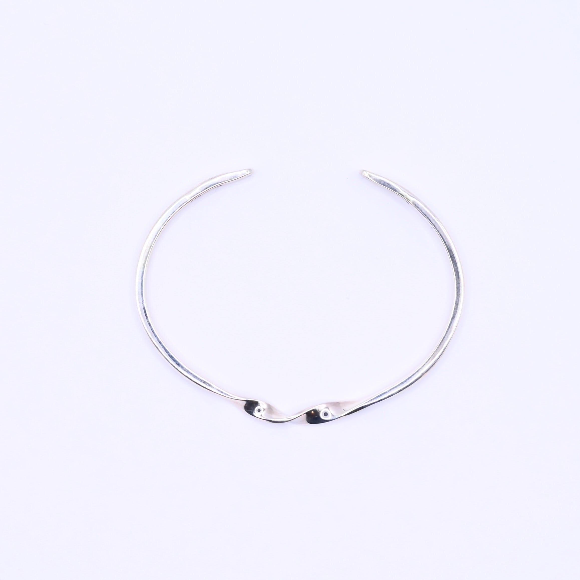 ERICKA NICOLAS BEGAY / CENTER TWIST BANGLE(L) | GANKO