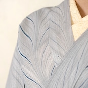 「時雨の浜辺」大矢羽柄〜洗えるきもの(シルジェリー格子柄)〜