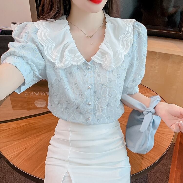 トップス レディース シャツ ブラウス S M L XL 半袖 ドールカラー レース 甘め かわいい シフォン スカラップ 大人可愛い きれいめ 大人女子 こなれ感 ラブリー キュート ガーリー エレガント フェミニン 無地 春 夏 お呼ばれ 10代 20代 30代 学生 通学 デート お出かけ 女子会 着回し 普段使い お揃い 韓国 韓国系 ファッション モテ トレンド 流行 ブルー オレンジ プチプラ 送料無料