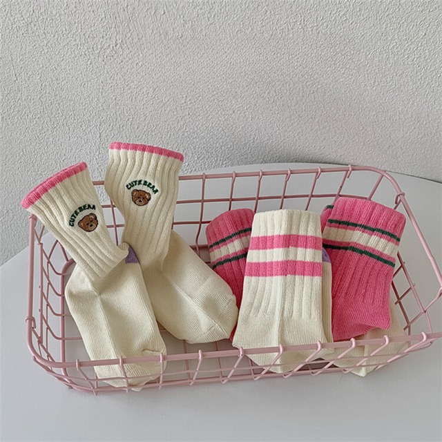 【即納】ピンクとパープルのクルーソックス 4足セット