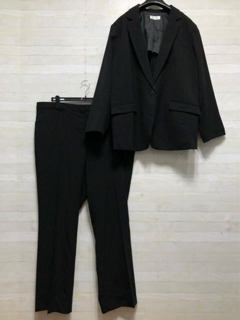 新品☆6L黒系無地ストレッチ洗えるストレートパンツスーツ〇p913