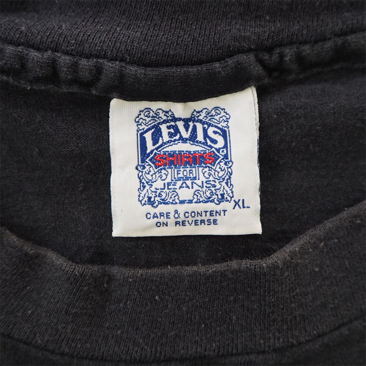 90s Levis tee