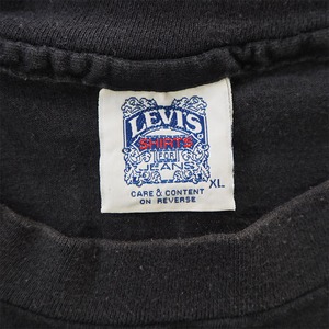 90s Levis tee