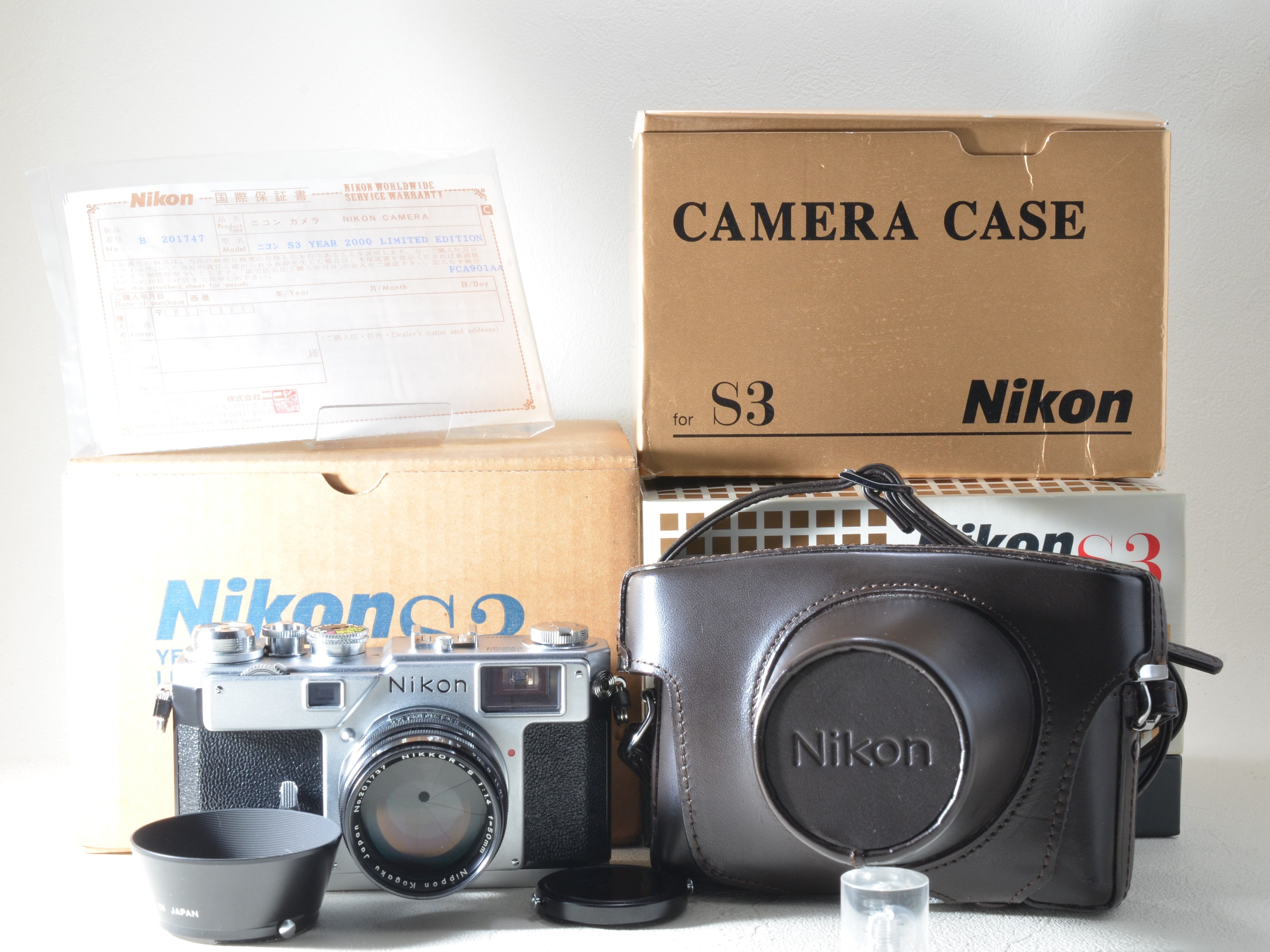 【限定生産された一品】Nikon S3 2000 YEAR LIMITED EDITION / Nikkor-S 50mm F1.4  元箱、国際保証書、専用ケース付（52124） | サンライズカメラーSunrise Cameraー