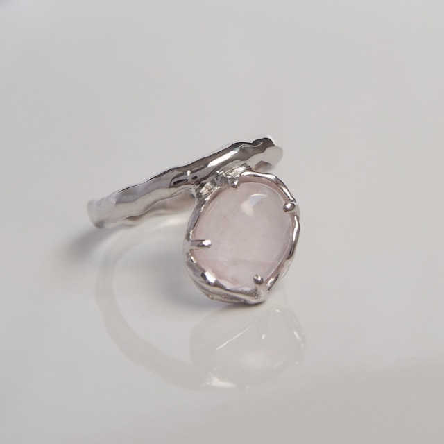 Passage / Rose Quartz Ring