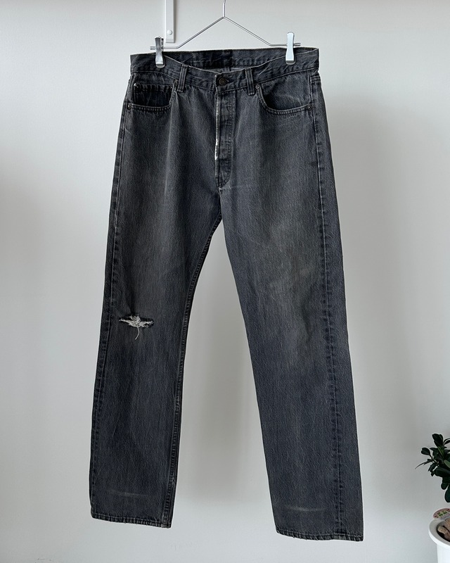 -Levi's- Vintage 90s Black Denim Pants made in USA