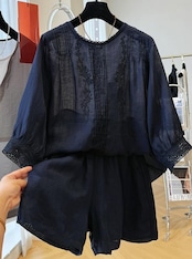 レースシアーブラウス&ショートパンツ セットアップ