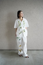 lace open collar shirt leaf