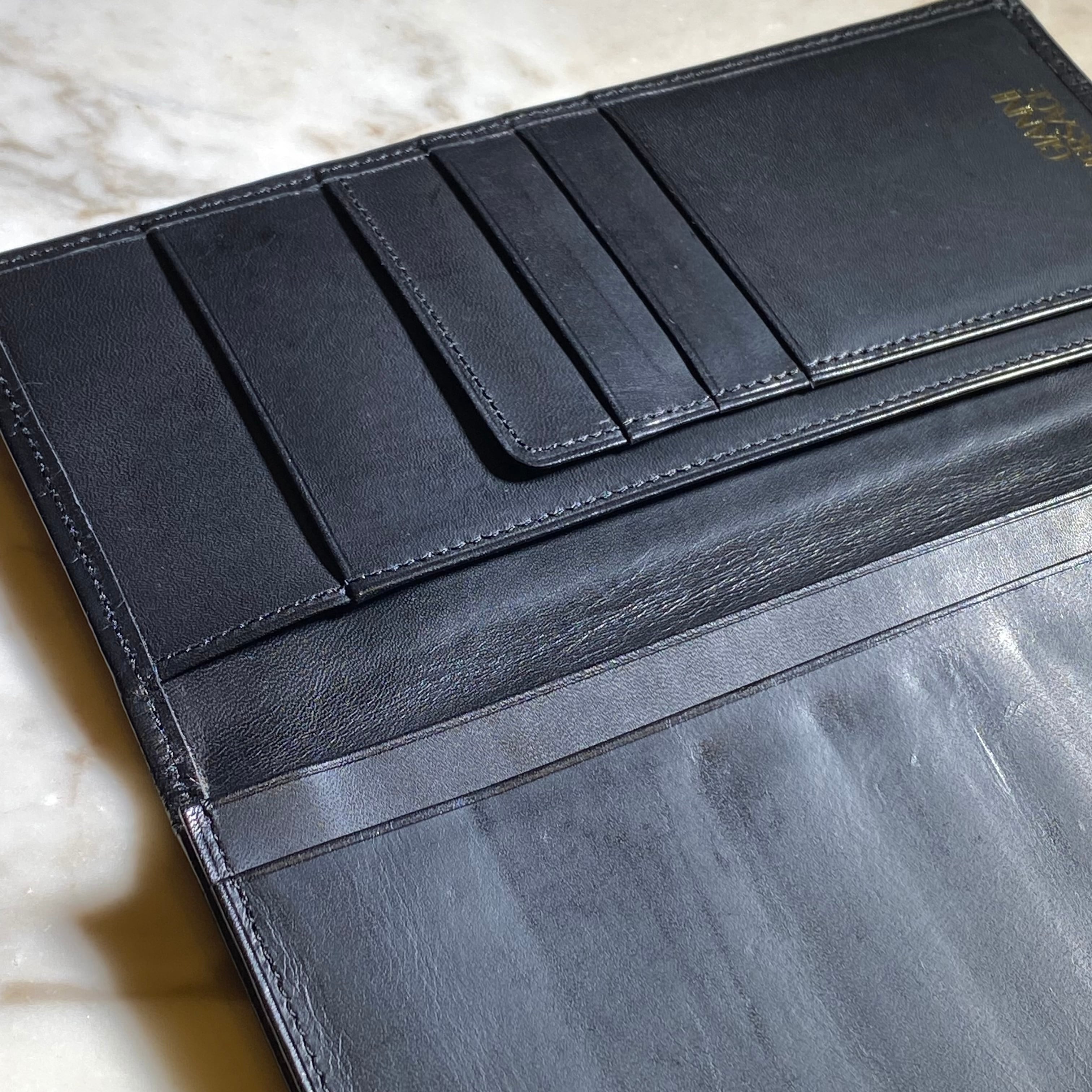 vintage GIANNI VERSACE black leather long wallet | NOIR ONLINE