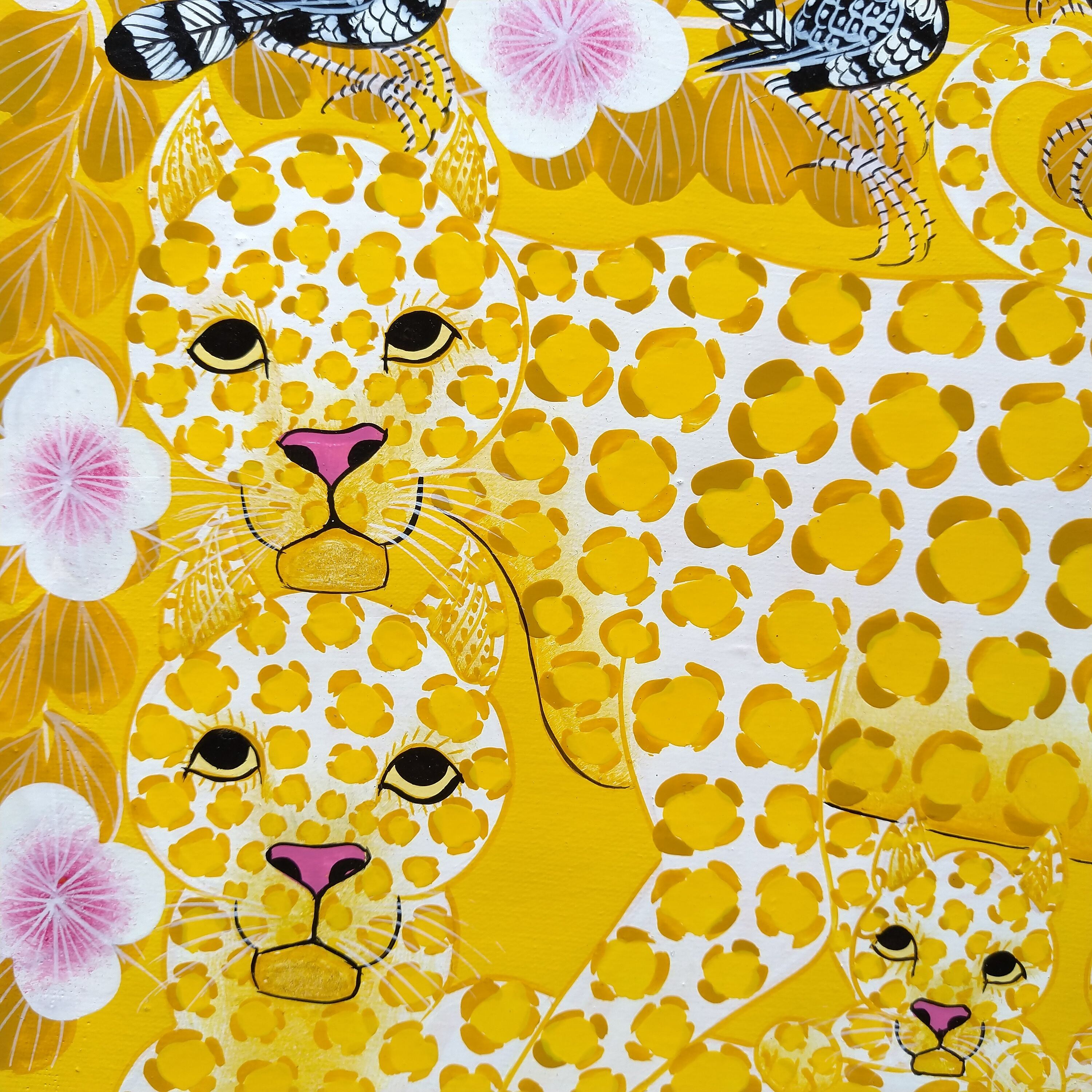 Yellow Leopard family 4 』Medium-Tingatinga by Zuberi 30*40cm