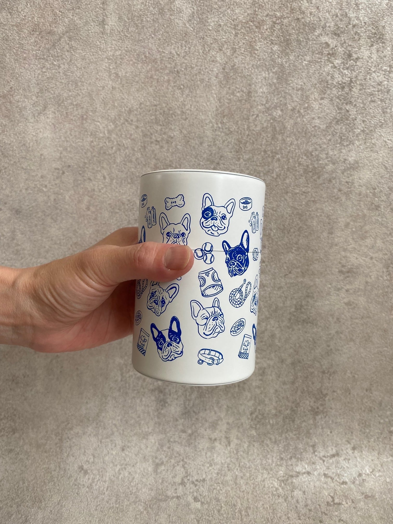 new TRUNK缶