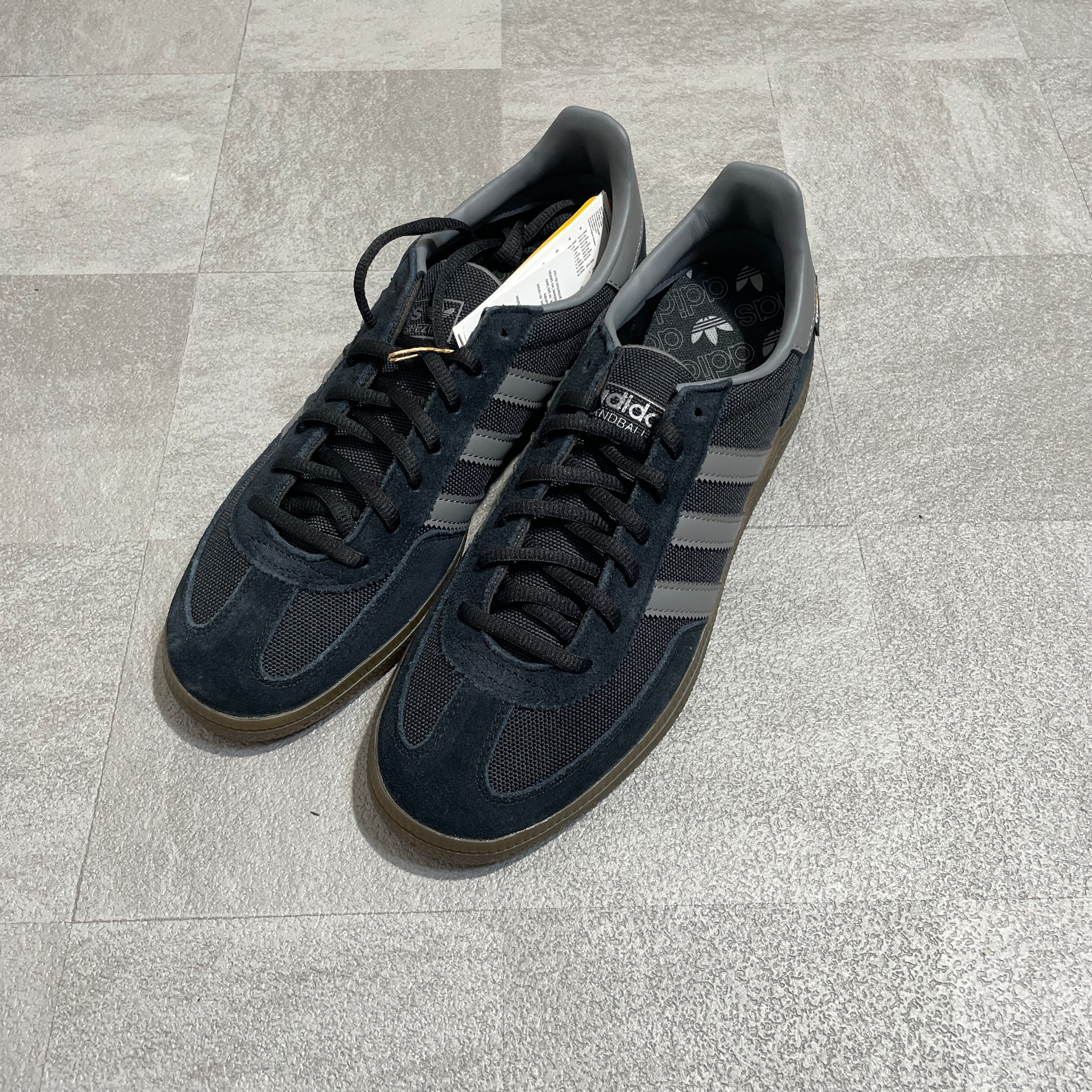 メインカラーブラックグレー新品 CORDURA黒28cm ADIDAS HANDBALL SPEZIAL