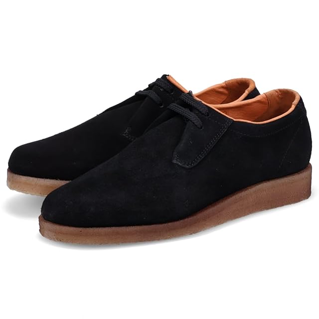 CLARKS Wallabee 