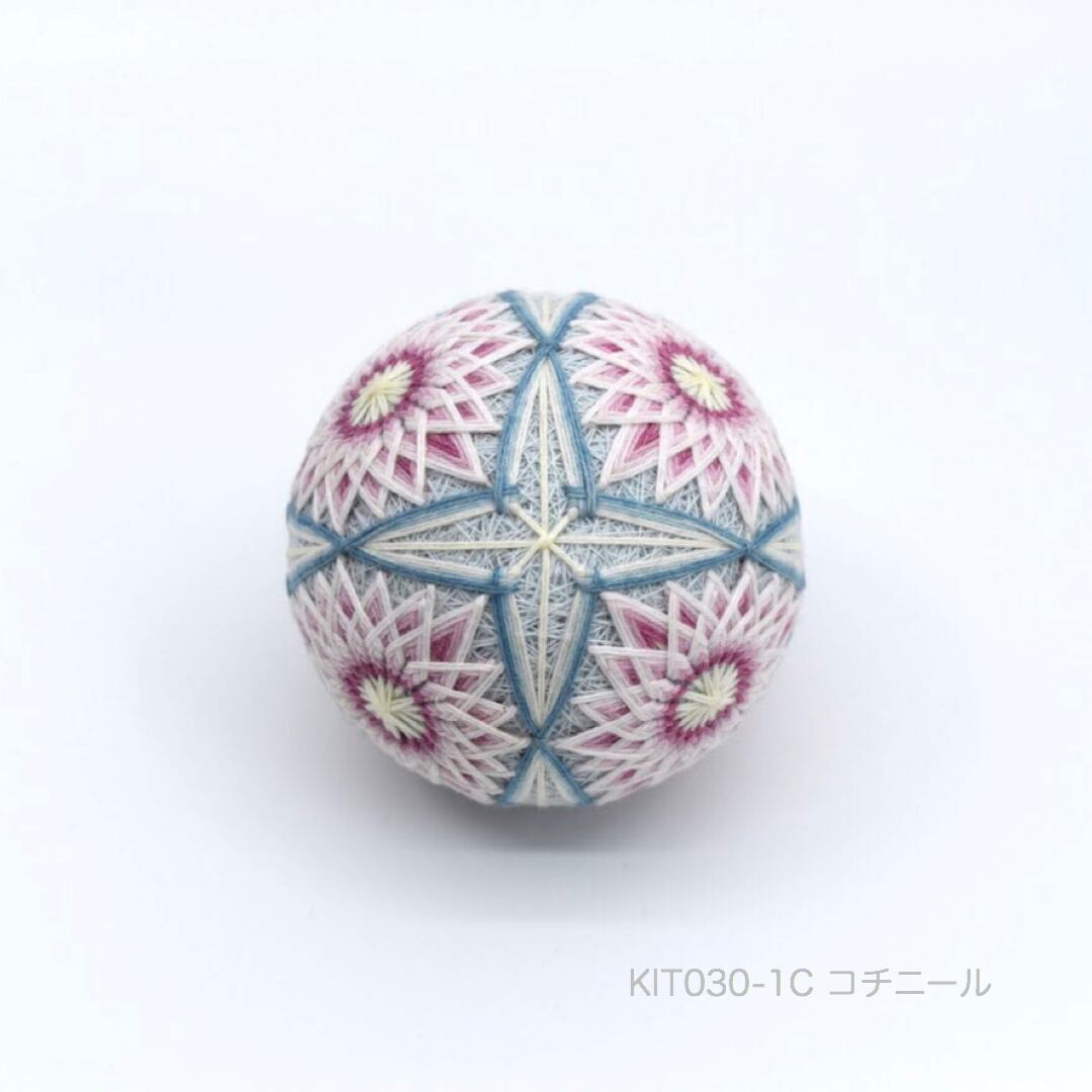 手まりキット「四つ葉と菊」（テキストあり）_KIT030-1 | 讃岐