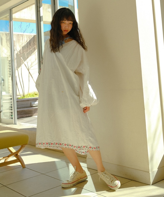 【送料無料】50's ukrainian embroidered vintage Dress1