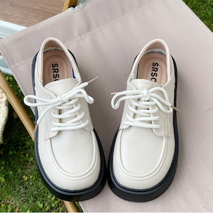 ラウンドトゥ プラットフォーム レースアップ シューズ 00359