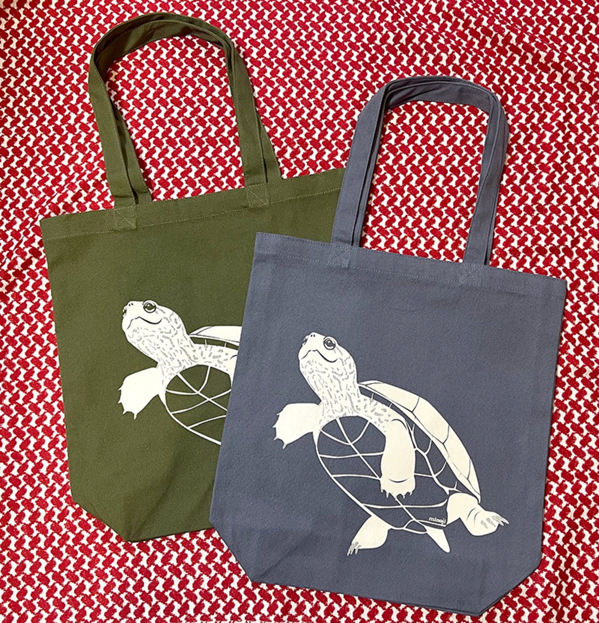 すいすいクサガメ キャンパスバッグ | みのじ いきもの雑貨店