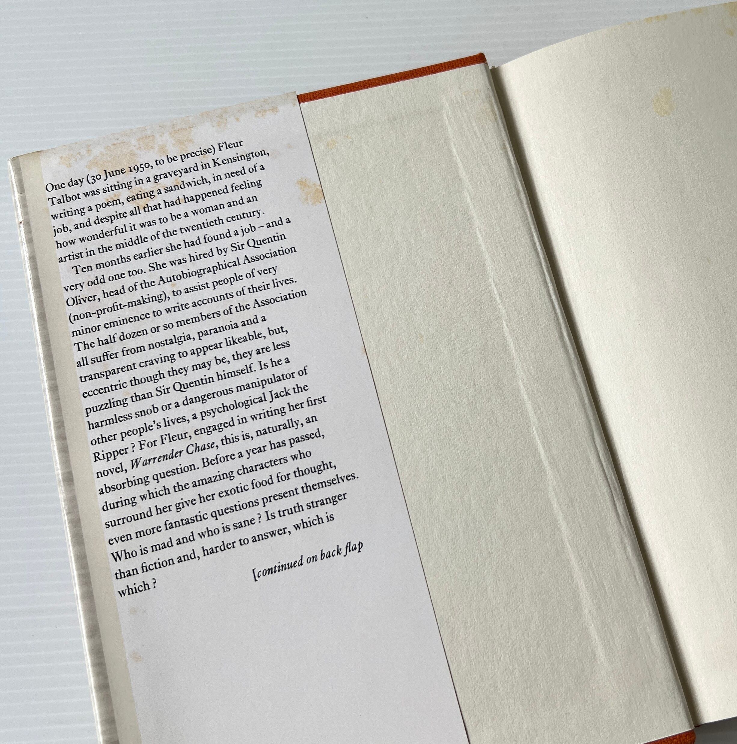 Loitering with Intent (1st Edition) あなたの自伝、お書きします / Muriel Spark ミュリエル・スパーク / The Bodley Head