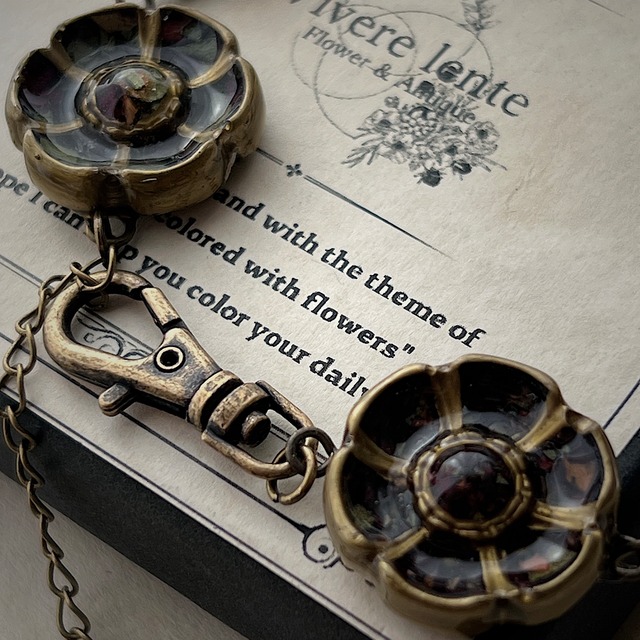 Glass Pearl Button Bracelet