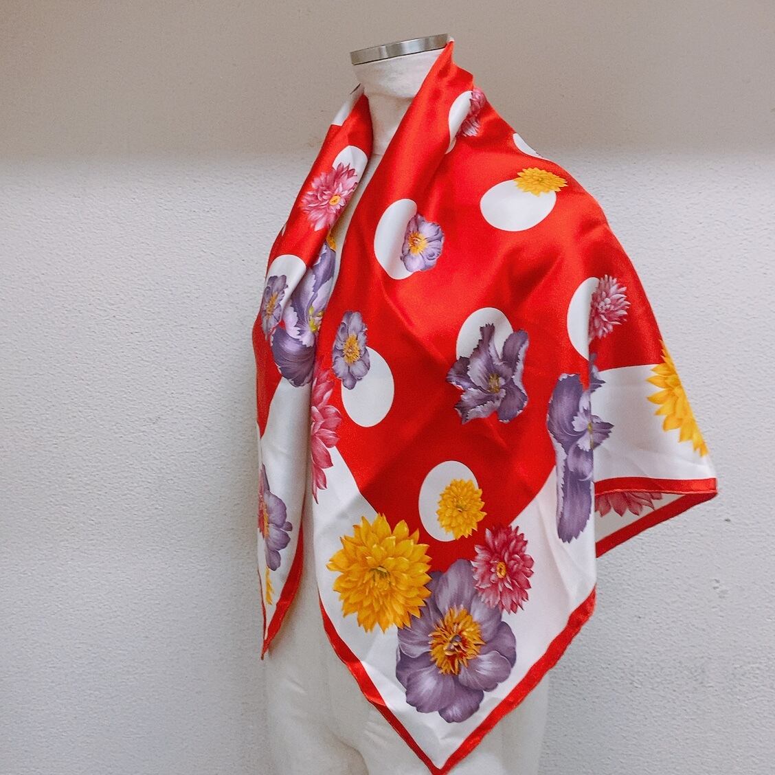 ディオール スカーフ 赤 白 黄色 シルク 花柄 Christian Dior | UTA