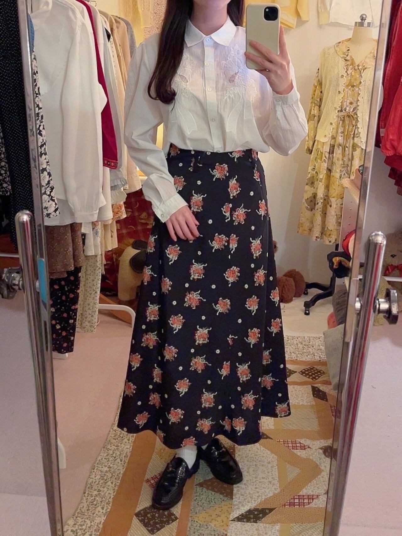 white ribbon flower embroidery blouse