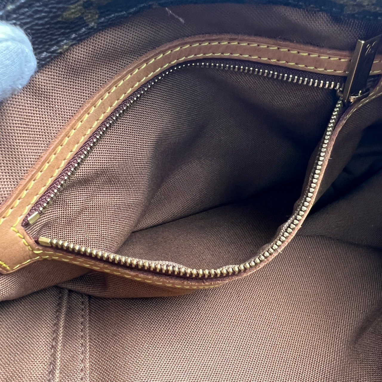 LOUIS VUITTON ヴィトン カバピアノ モノグラム レザー トートバッグ ブラウン A-13717