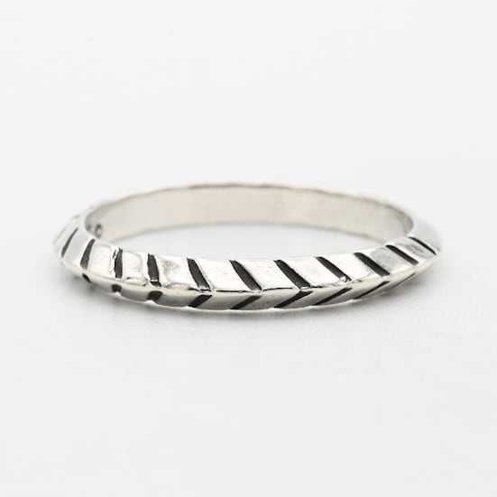 Triangle Top Design Band Ring By Carolyn Pollack #15.5 / USA