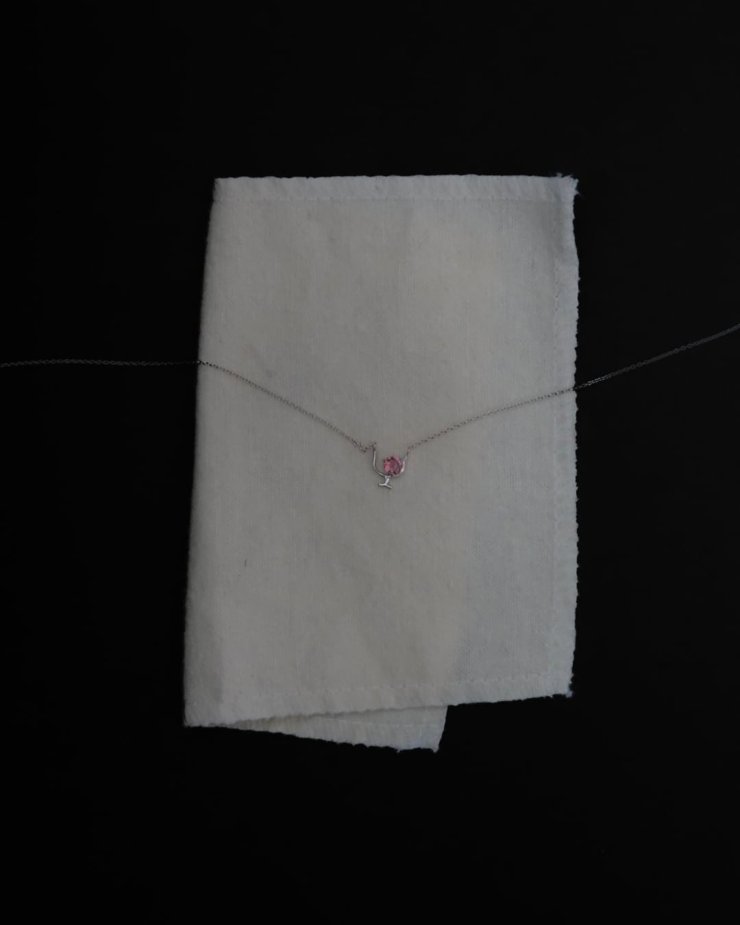 TOAST necklace | red