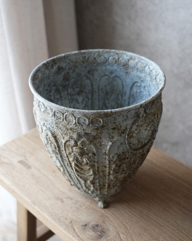 【ブリキ鉢】ジャンヌアンティーク　M （内径 φ18.5cm）