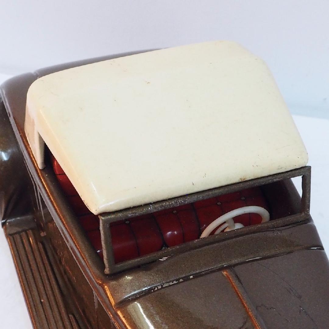 萬代屋【キャデラック オールドタイマー1933茶スペアタイヤ欠】ブリキtin箱無 萬代屋【キャデラック オールドタイマー1933茶スペアタイヤ欠】ブリキ