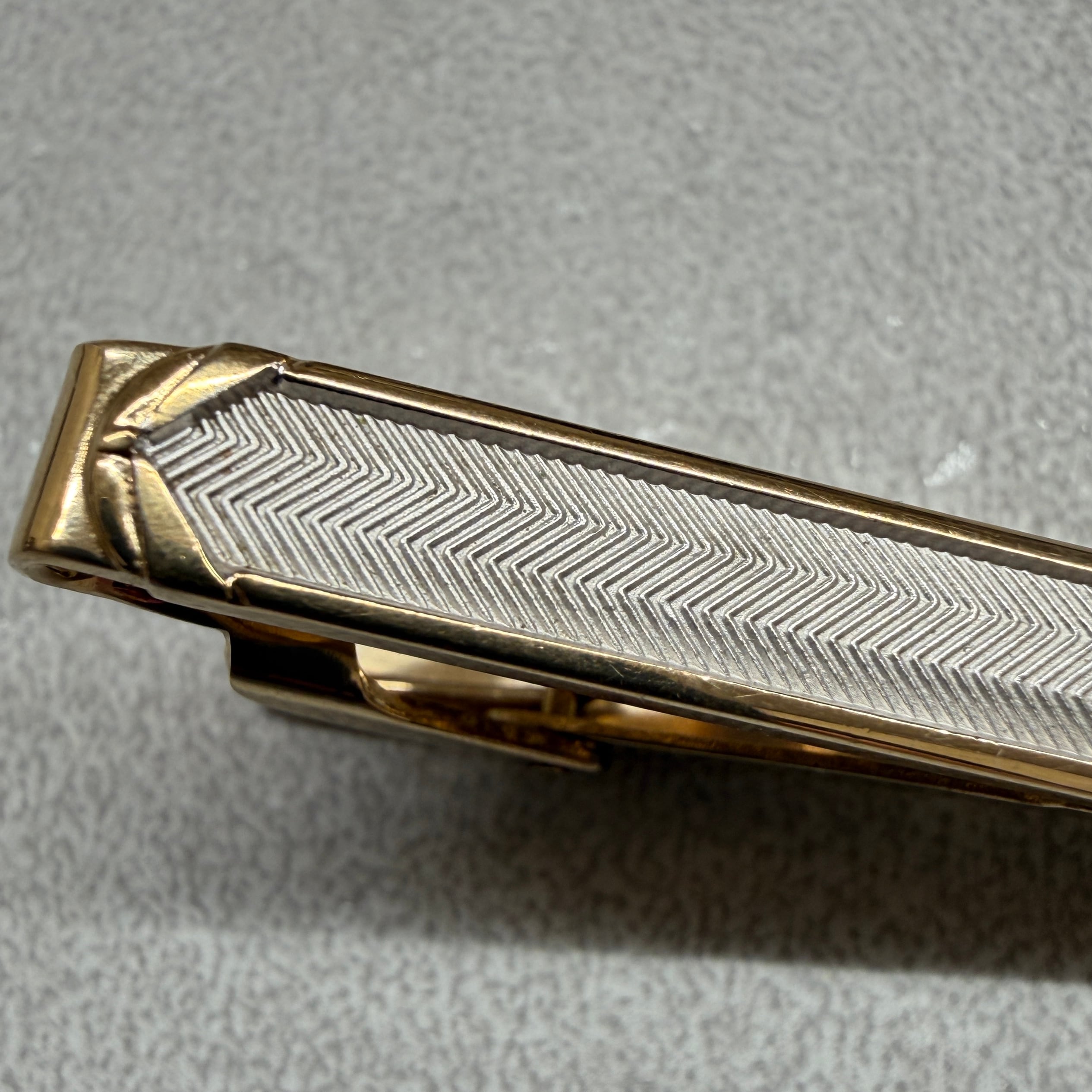 ネクタイピン バーバリー シルバー BURBERRY BURBERRYStiepin