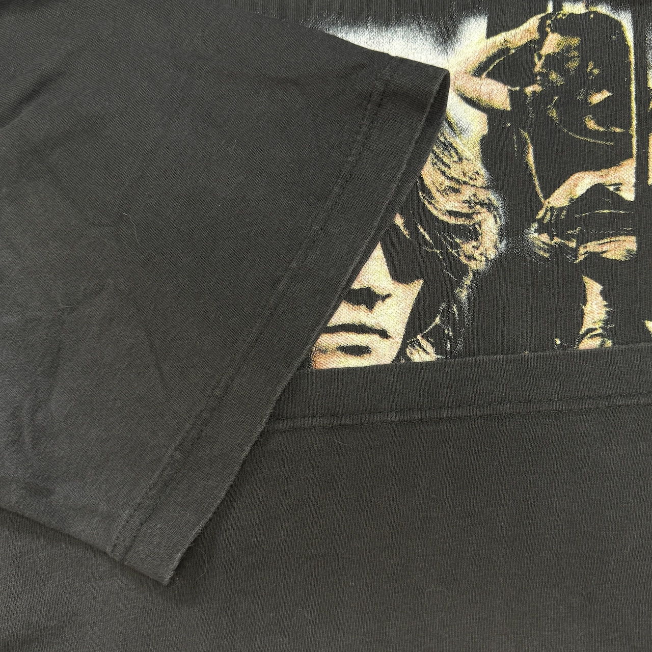 【BON JOVI】ボン・ジョヴィ "CROSS ROAD" 90's Vintage Tシャツ