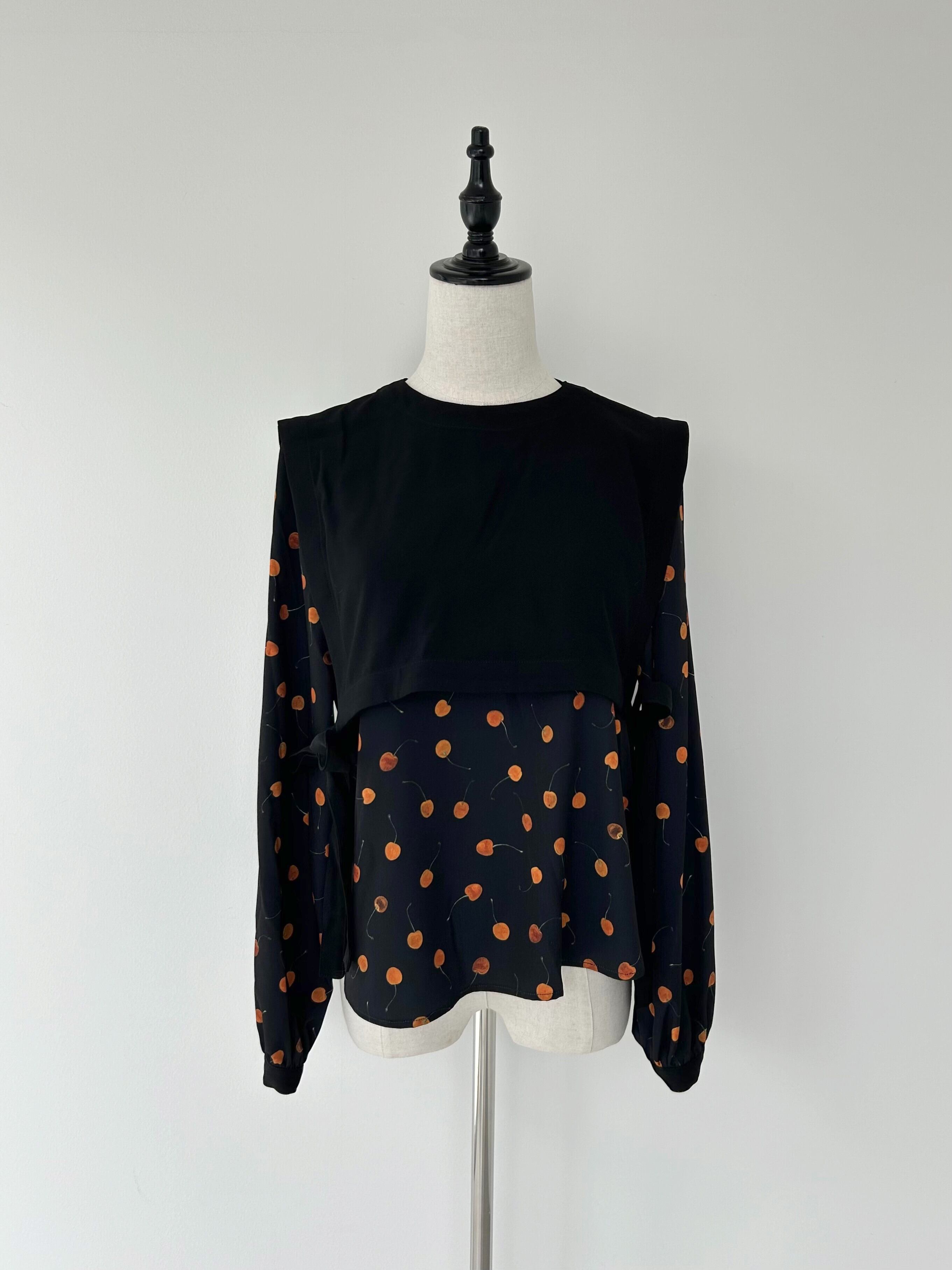 LOKITHO Cherry layard top | KOKO