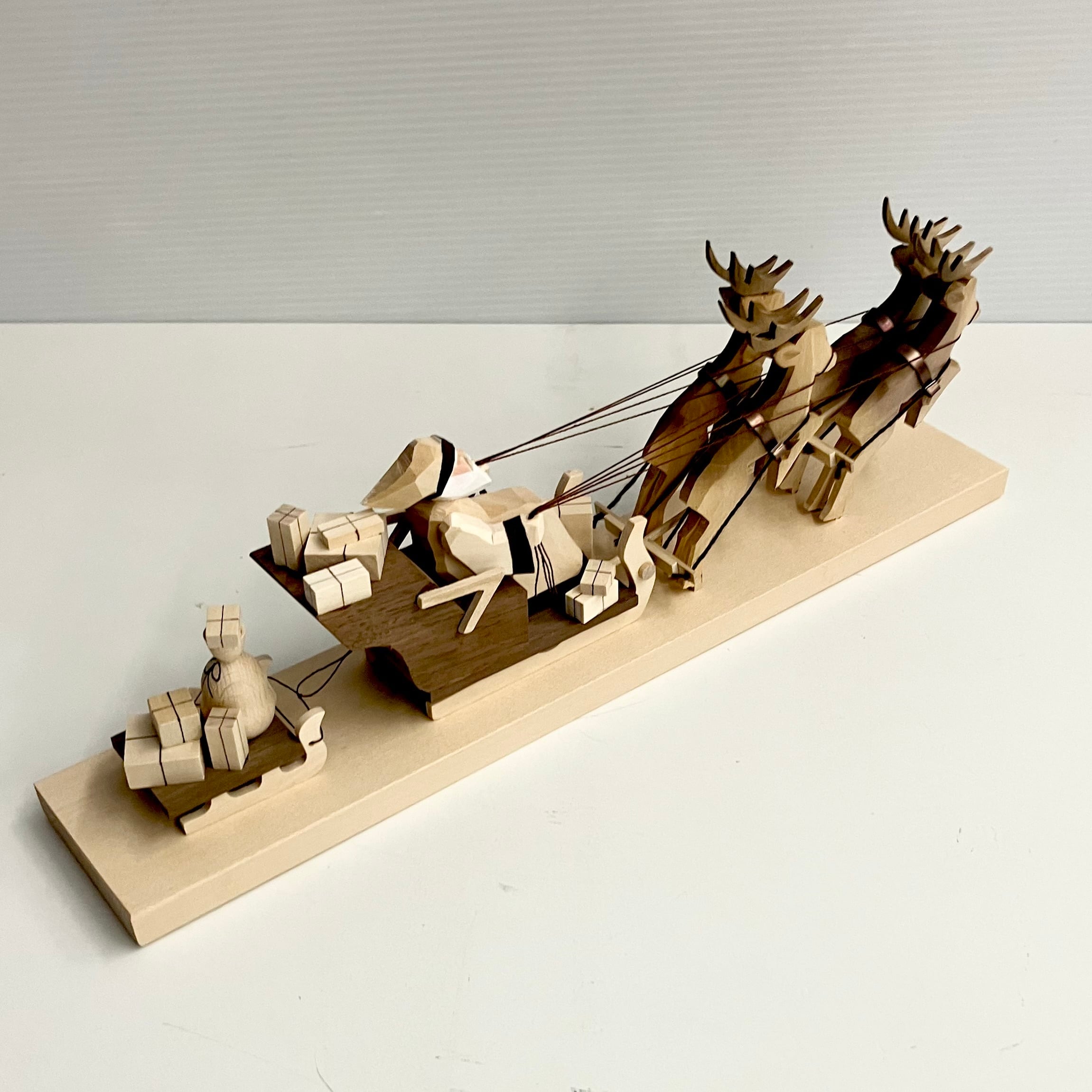 ベティーナ・フランケ工房 / サンタと4頭のトナカイとソリ | wg-anne