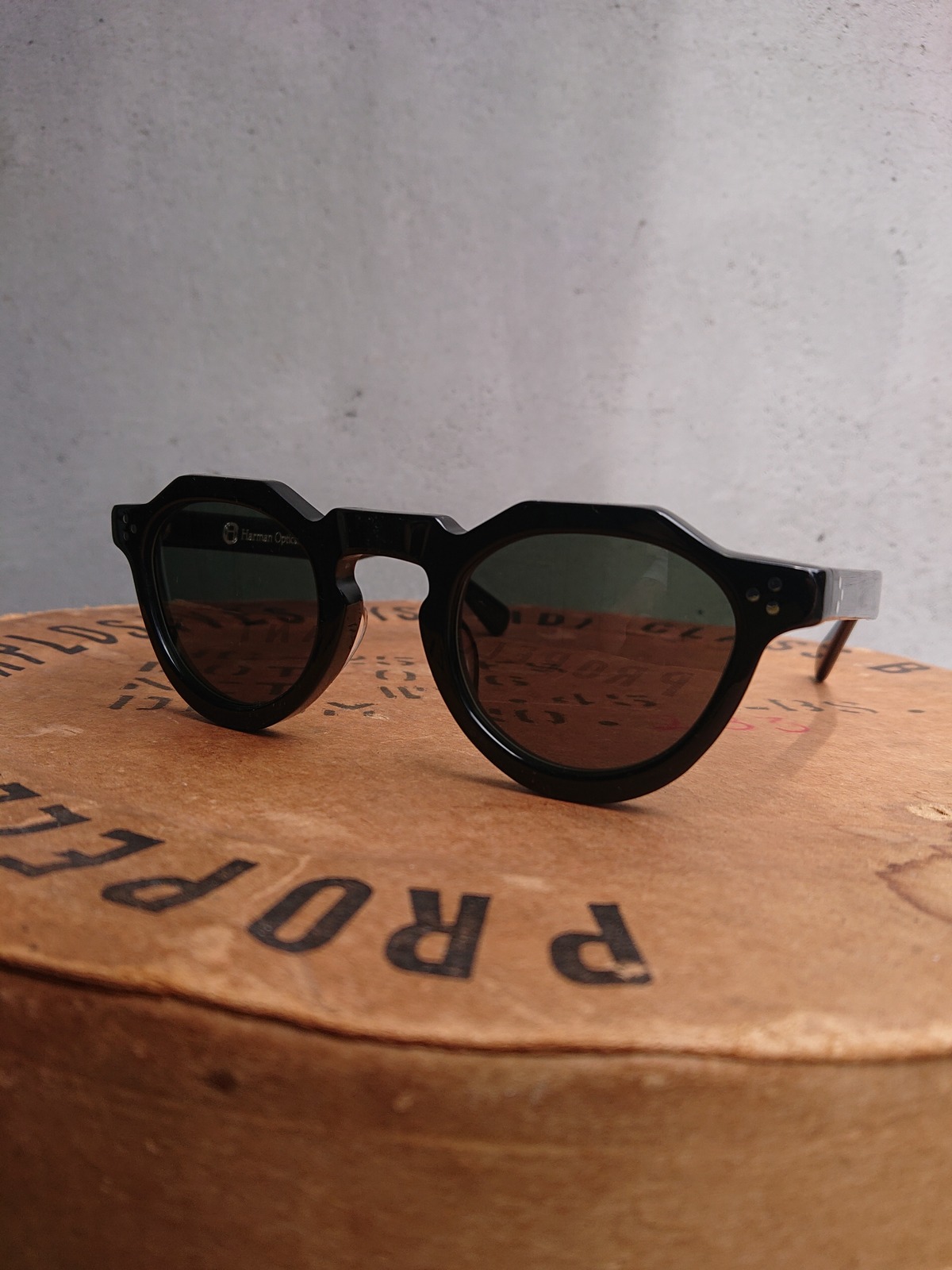 Harman Optical Co. “RONDE” Black × Green | BOW & ARROW WEB STORE