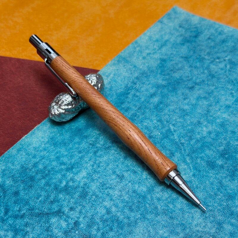 Steef&Co. シャープペンシル 革軸 ナポリ 05391 ケヤキ［馴］ DM-1 シャープペンシル 0.5mm | クラフト工房