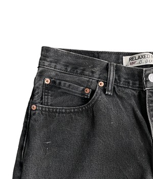 Used w34 Levi's 550 -Black denim-