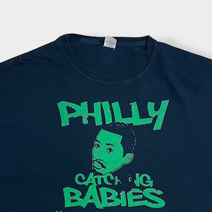 【FRUIT OF THE LOOM】プリント ロゴ Tシャツ t-shirt  半袖 黒 X-LARGE philly catching babies ビッグサイズ us古着