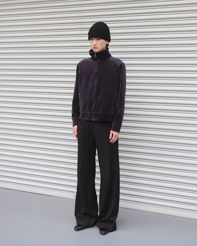 short lengthhigh  neck velours blouson