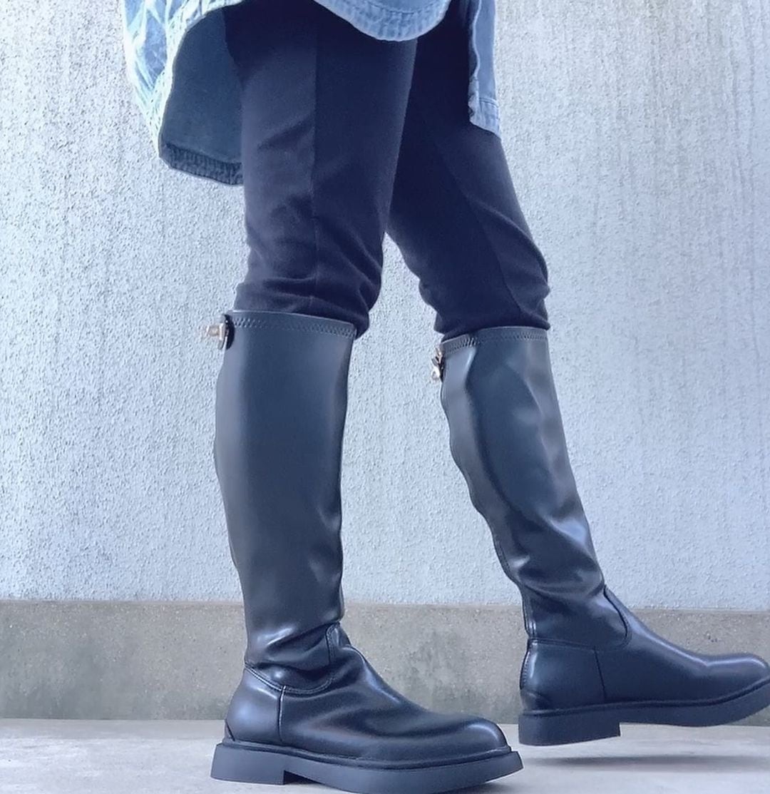 艶々ニーハイ 超ロングブーツ 柔らかレザー27.5cm バックファスナー 尖り 4adbe452c163676db84ae6673278c5