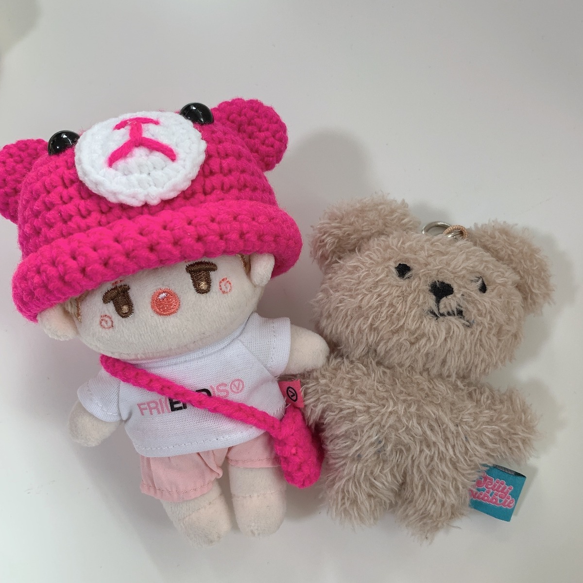 FRIENDS編みぐるみ』テヒョン フレンズ テテ V BTS ぬい服 ちびぬい 