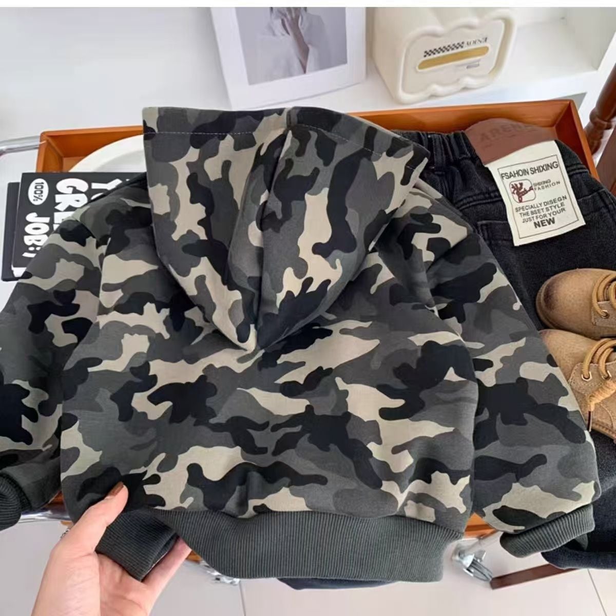 カモフラージュ裏起毛パーカー