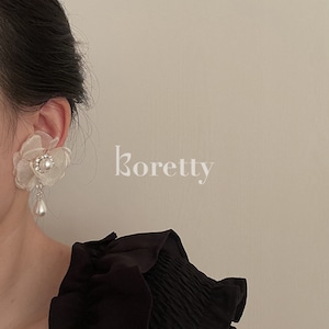 【EARRINGS】フラワーパールピアス