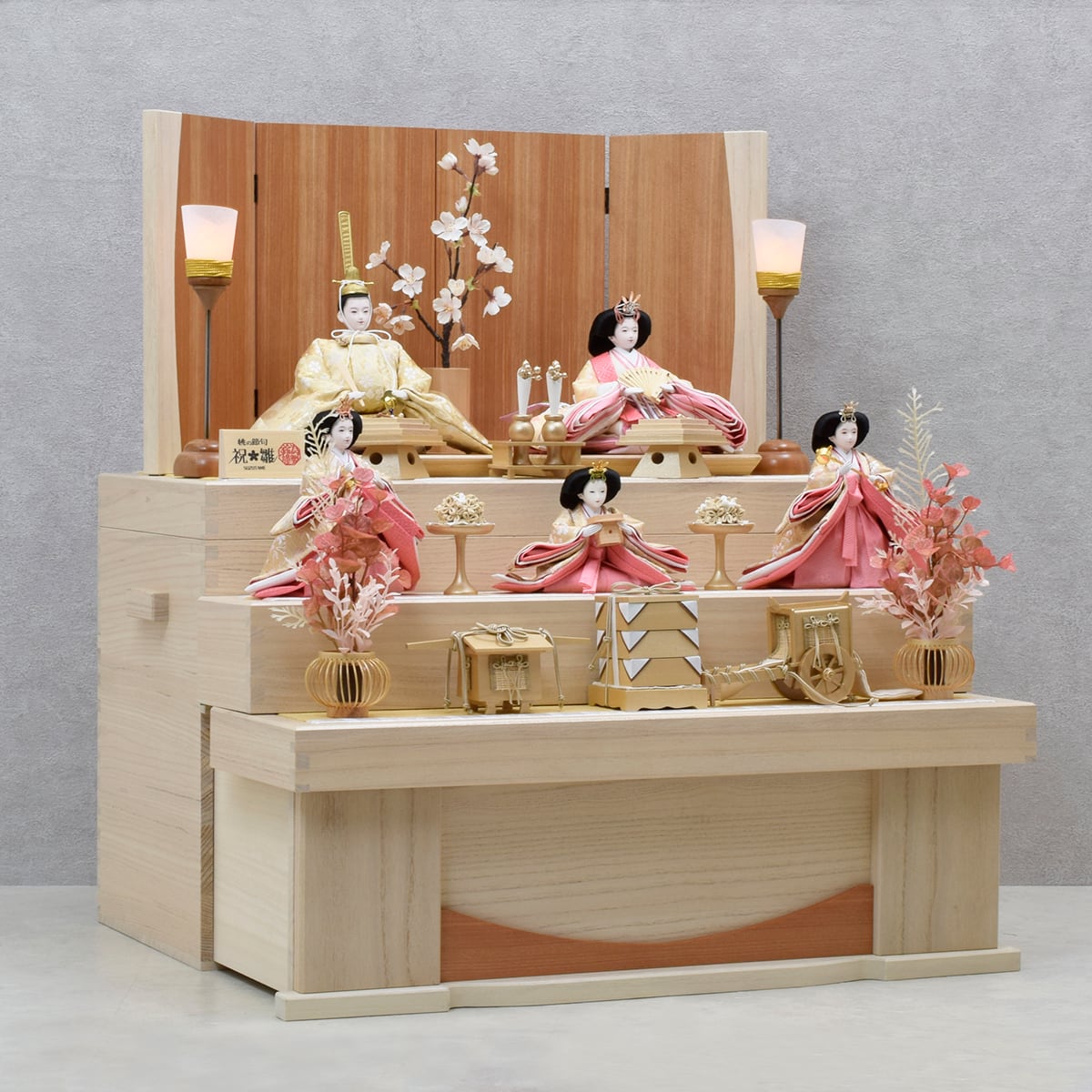 雛人形8段飾り 雛人形の正しい飾り方とは？七段飾りの配置方法や